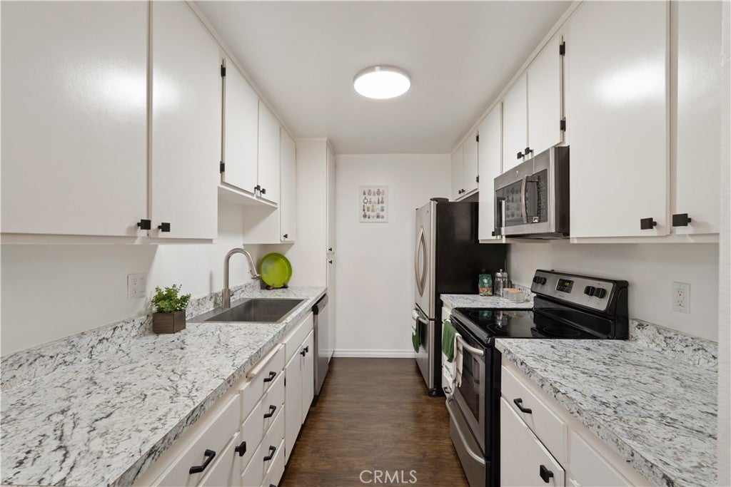 3565 Linden Avenue 141
