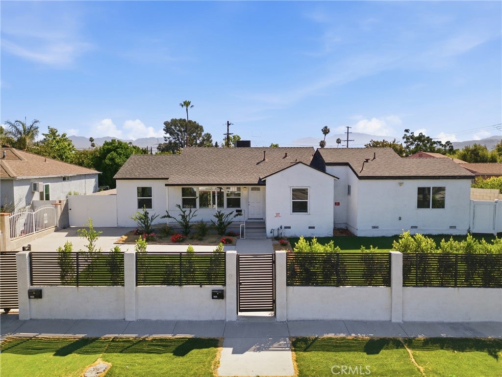 8302 Webb AVE