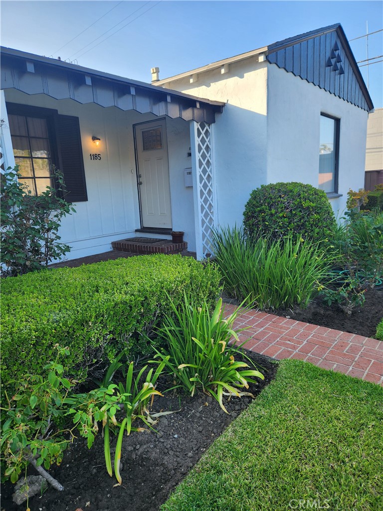 1185 Hauser Boulevard