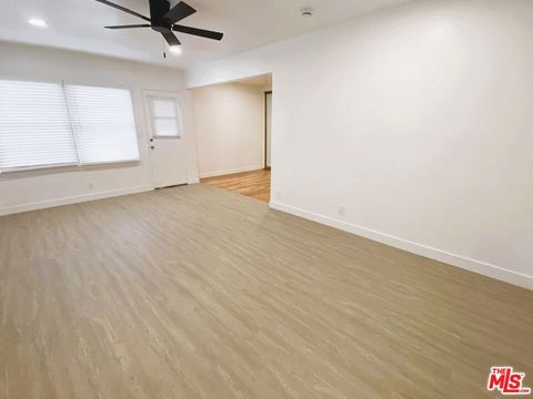 Tiny photo for 2616 S Barrington Avenue, Los Angeles, CA 90064 (MLS # 26637083)