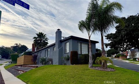 Photo of 5541 Harcross Drive, Los Angeles, CA 90043 (MLS # SR26079743)