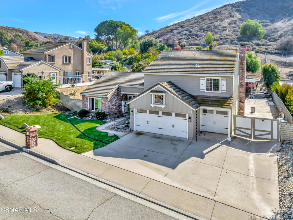 Bridle Path (SDLBK)-317 - 317 - Residential