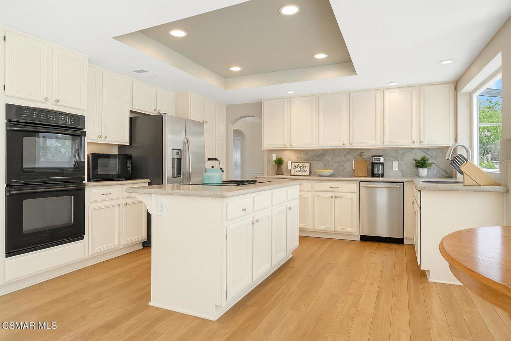 Bridle Path (SDLBK)-317 - 317 - Residential