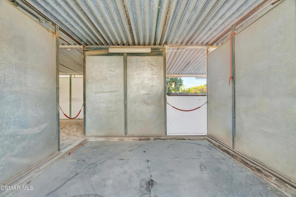 Bridle Path (SDLBK)-317 - 317 - Residential