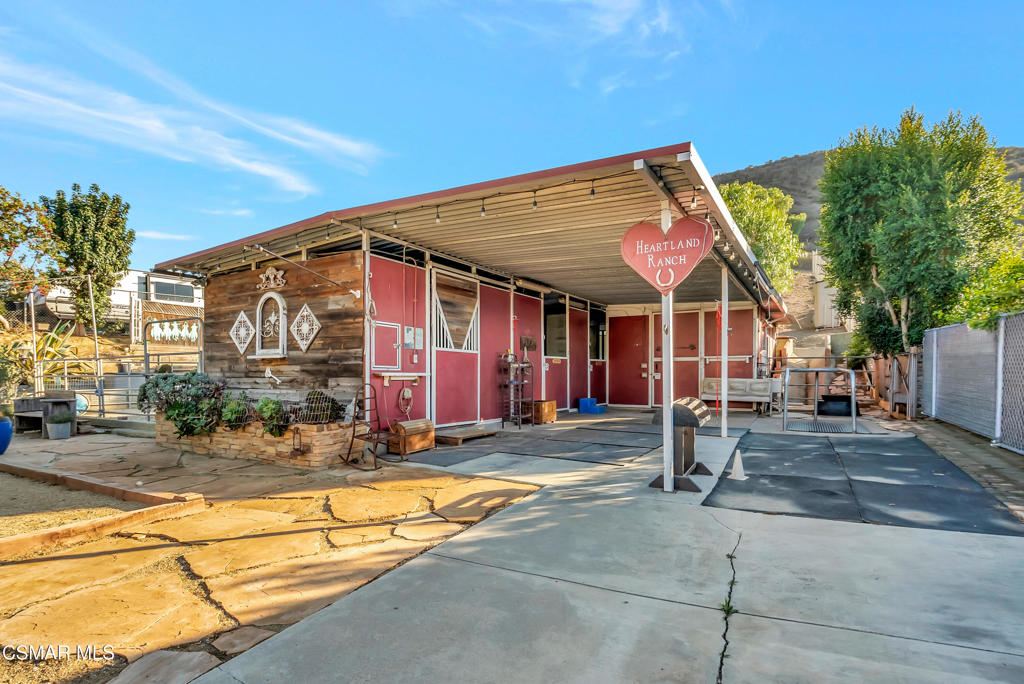 Bridle Path (SDLBK)-317 - 317 - Residential