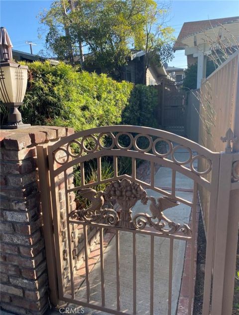 Photo of 4139 Jackson Ave #A, Culver City, CA 90232 (MLS # PV25239293) Photo of 4139 Jackson Ave #A, Culver City, CA 90232 (MLS # PV25239293)