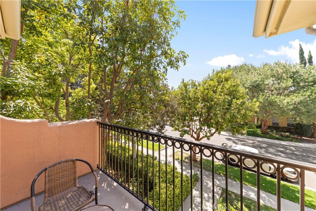 111 Chantilly, Irvine CA 92620 - Photo 40