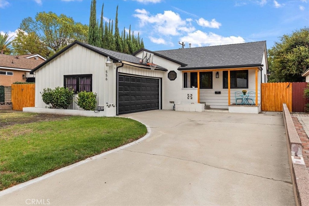 556 E. El Morado Court