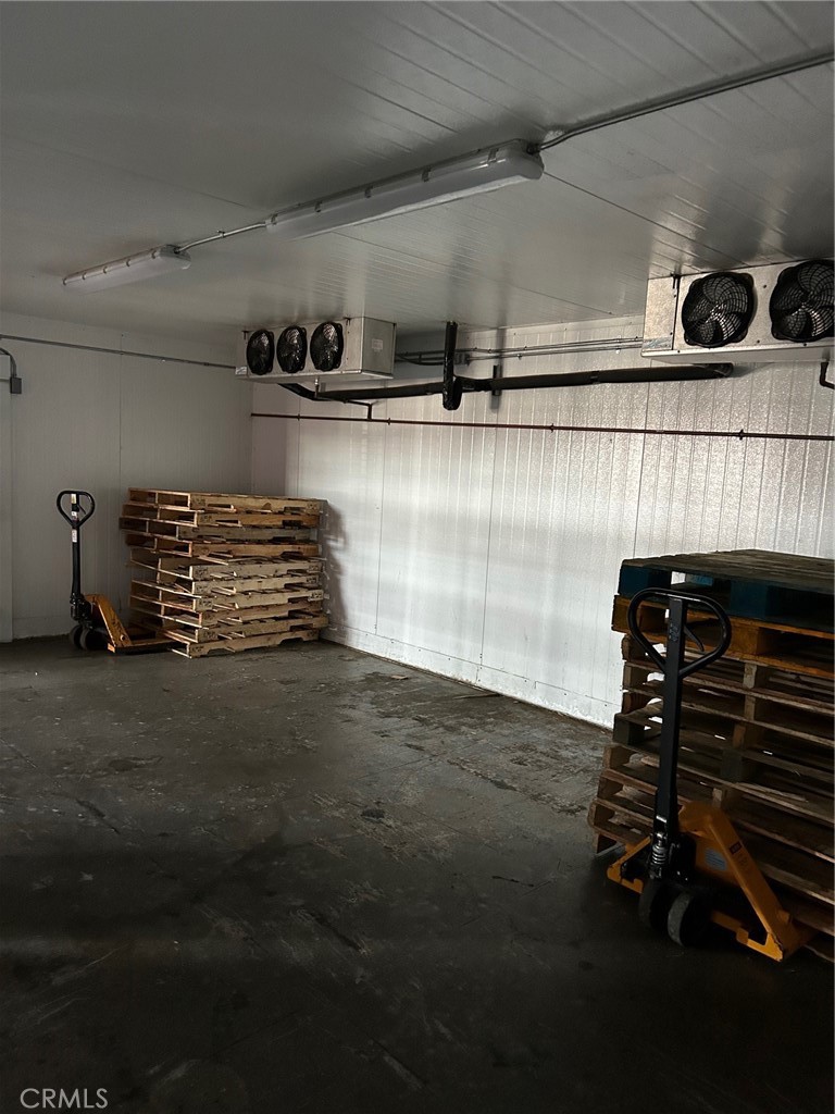 Corner lot with traffic light, great exposure on Whittier Blvd. Former Sukarne meat market with build in freezer and refrigerator. Total area is approximately 2019sf. The unit was completely done in 2018 with hard flooring, 2 restrooms and fully fenced. Check with city for permitting usage. Modified Gross Rent where tenant pays their own utility bills only.
