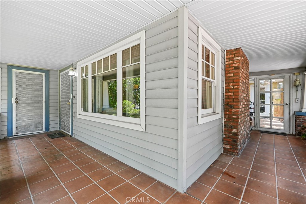 3087 Casitas Avenue
