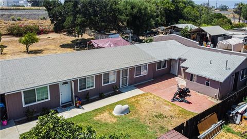 533 Jackson Street Colton CA 92324