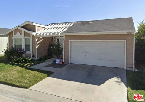19936 Northcliff Drive Canyon Country CA 91351