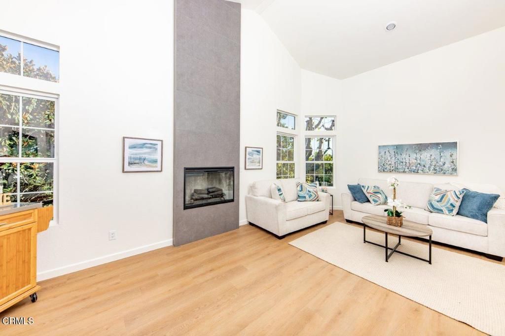Photo of 11829 Gateway Boulevard #2, Los Angeles, CA 90064 (MLS # P1-24834)