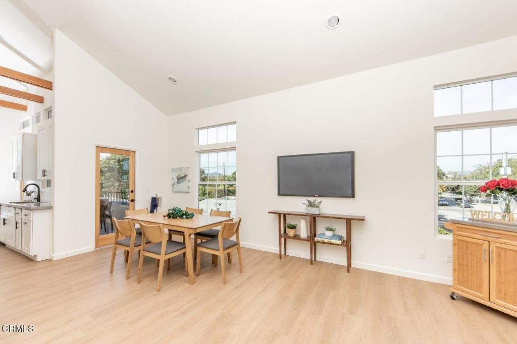 Photo of 11829 Gateway Boulevard #2, Los Angeles, CA 90064 (MLS # P1-24834)