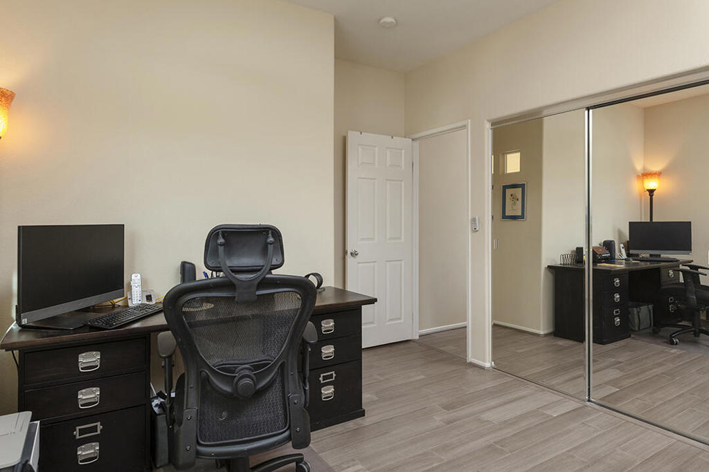 Mountain Gate - Residential