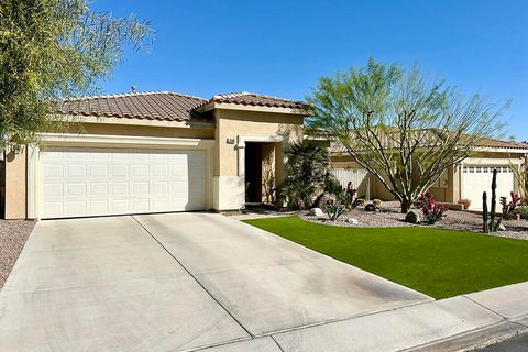 Photo of 1280 Oro Rdg, Palm Springs, CA 92262 (MLS # 219138732PS)