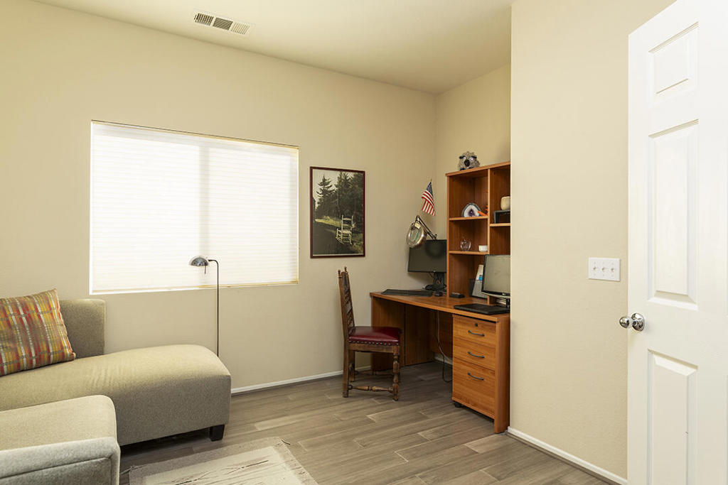 Mountain Gate - Residential