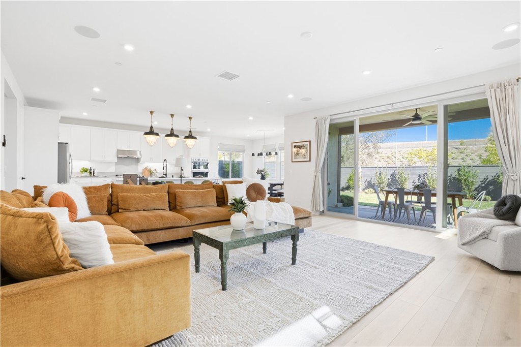 Dahlia (DHLA) - Residential