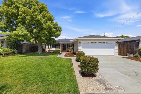 Photo of 5207 Halifax Drive, San Jose, CA 95130 (MLS # ML82046454)