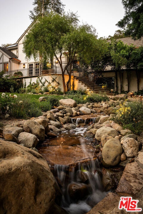 1004 N Bundy Drive