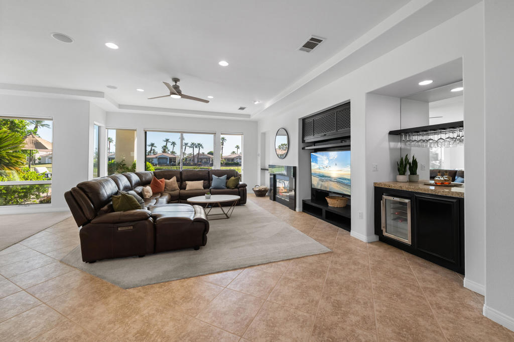 La Quinta Fairways - Residential Lease
