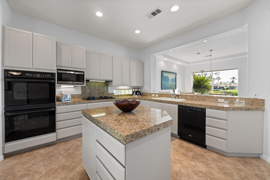 La Quinta Fairways - Residential Lease