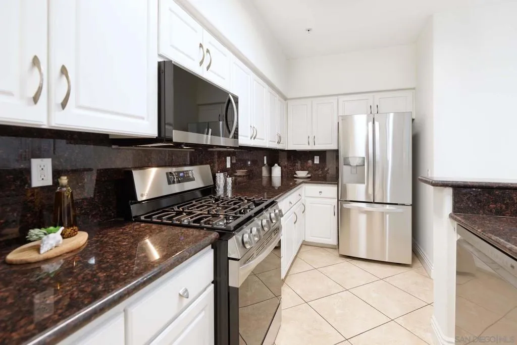 San Diego, California 92130, United States, 1 Bedroom Bedrooms, ,1 BathroomBathrooms,Residential,Active,159715