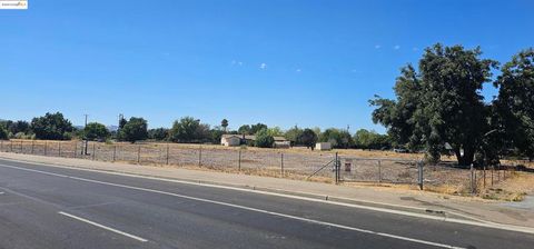 Sand Creek Road Brentwood CA 94513