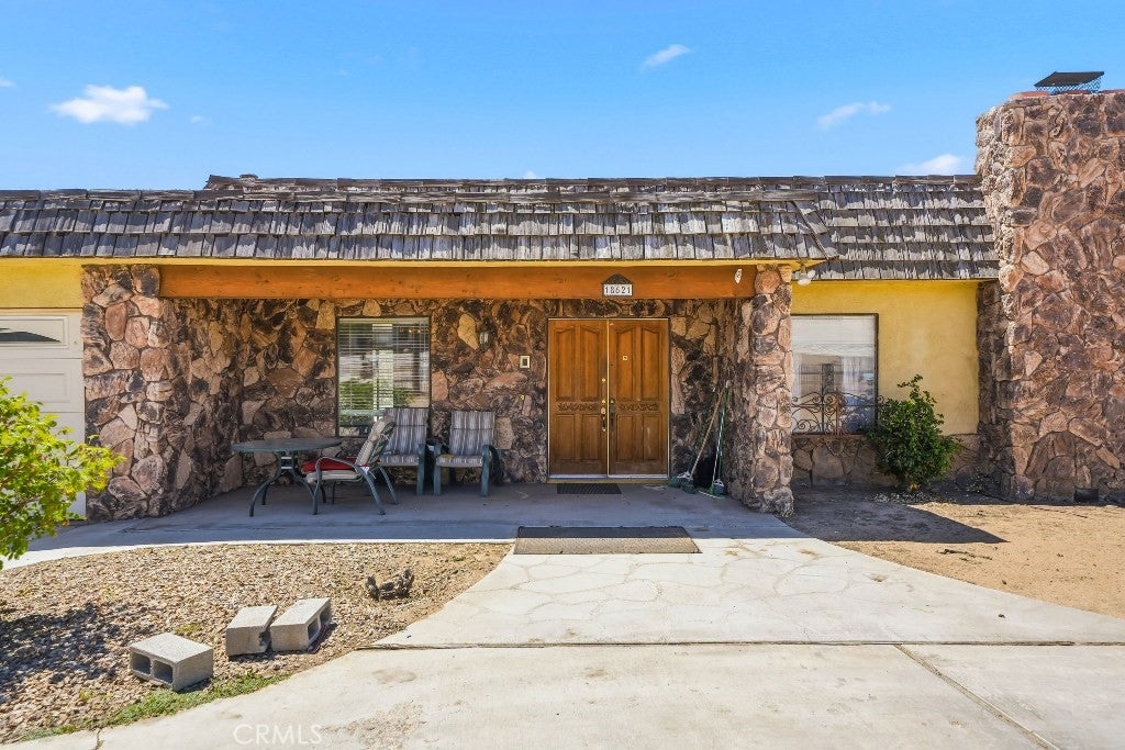 18621 Centennial Street