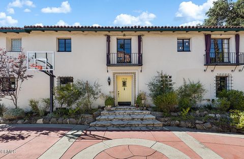 Photo of 1460 Melwood Drive, Glendale, CA 91207 (MLS # P1-24600)