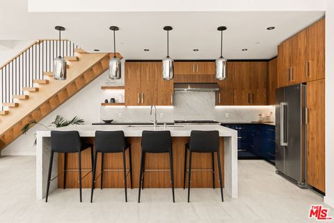 Photo of 212 Bay Street #103, Santa Monica, CA 90405 (MLS # 25600421)