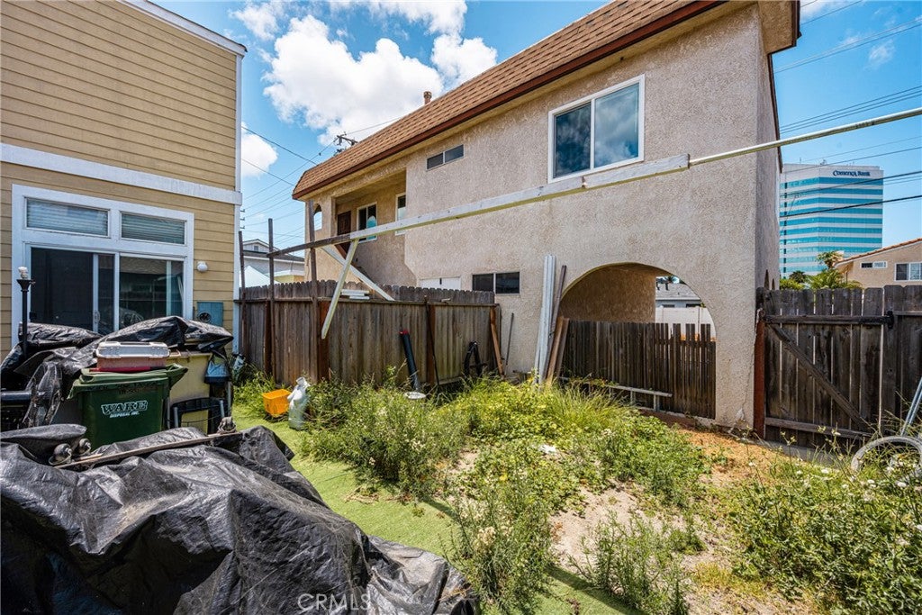 17041 B Lane, Huntington Beach CA 92647 - Photo 23