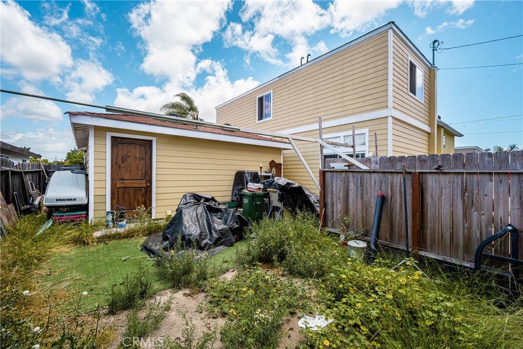 17041 B Lane, Huntington Beach CA 92647 - Photo 24