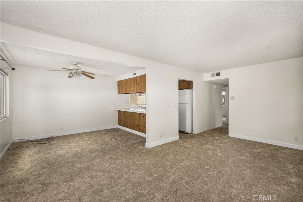 17041 B Lane, Huntington Beach CA 92647 - Photo 28