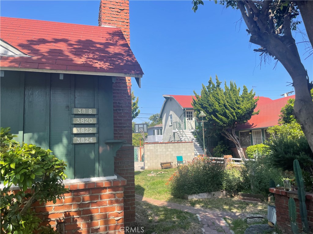 3818 sawtelle