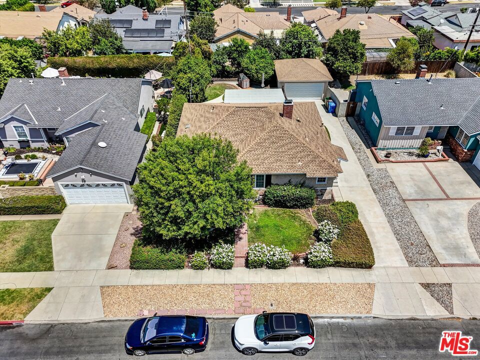 19803 Bassett Street