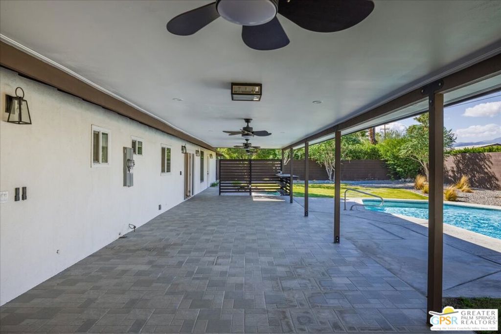 Racquet Club East - Residential Lease