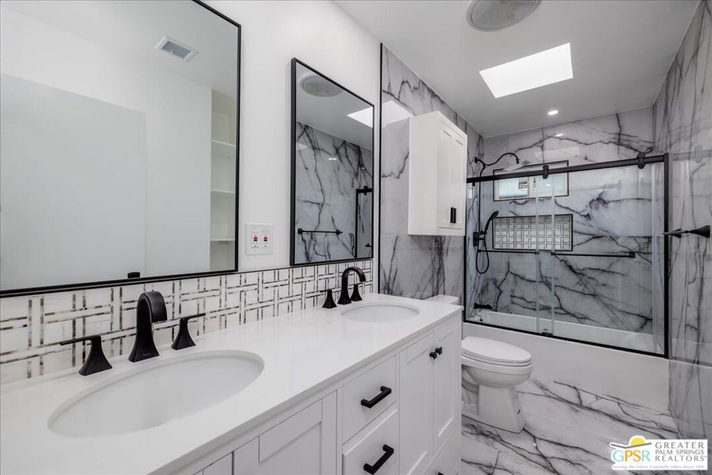 Racquet Club East - Residential Lease