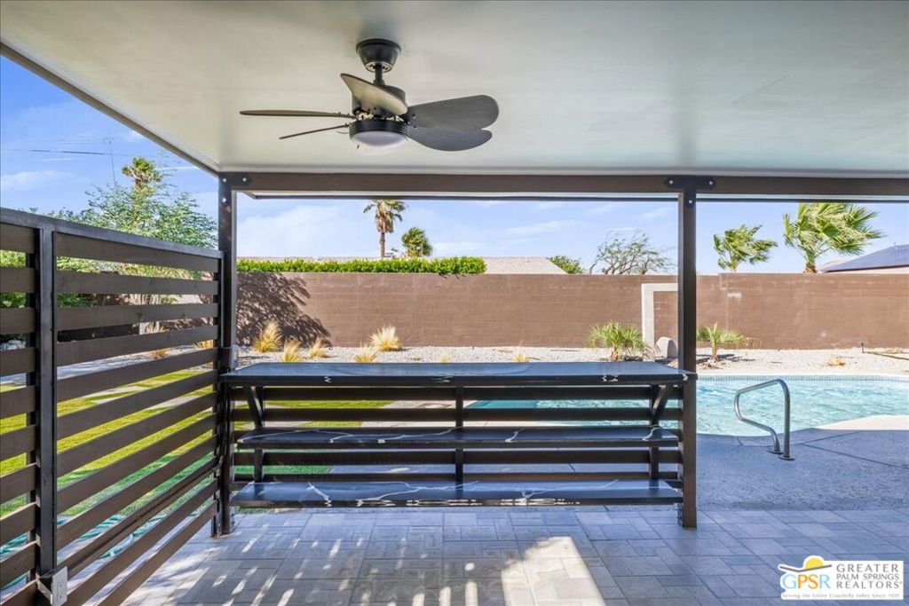 Racquet Club East - Residential Lease