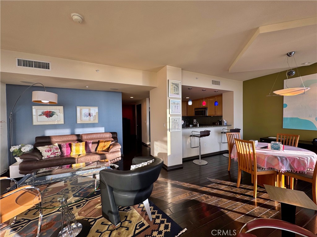 Downtown (DT) - Residential Lease