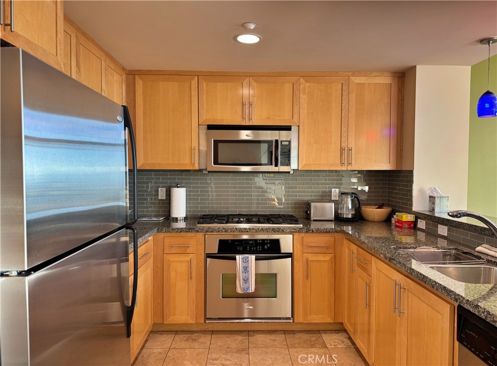 Downtown (DT) - Residential Lease