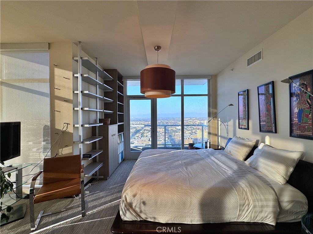 Downtown (DT) - Residential Lease