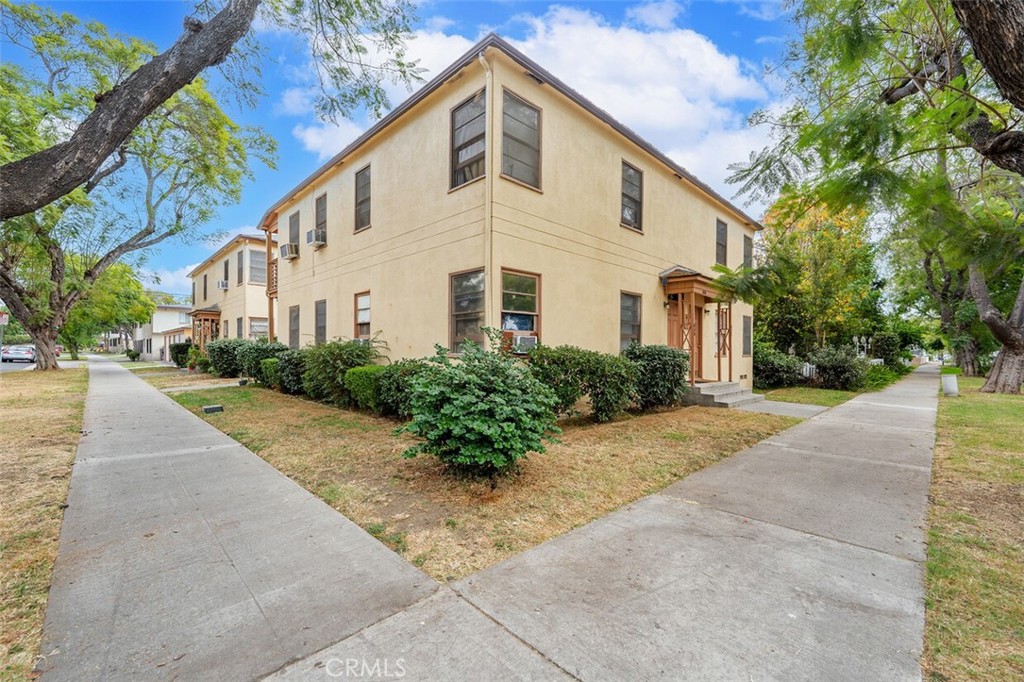 833 N Lacy Street