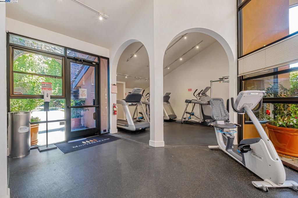 MONTE MERANO - Residential