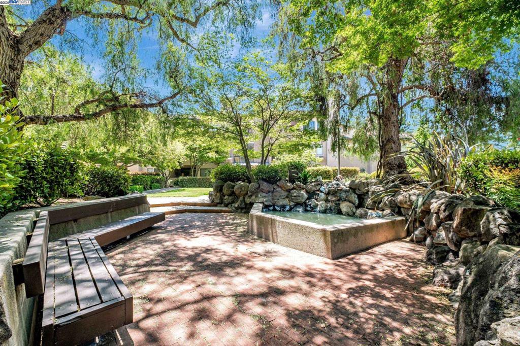 MONTE MERANO - Residential