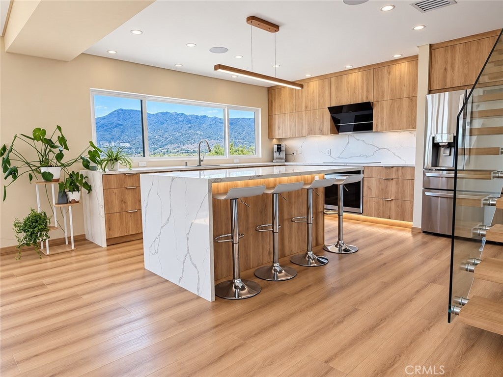 29254 Deep Shadow Drive