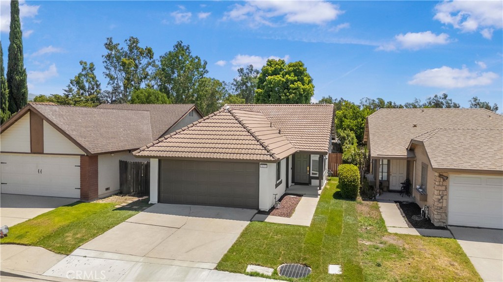 7077 Iris Place