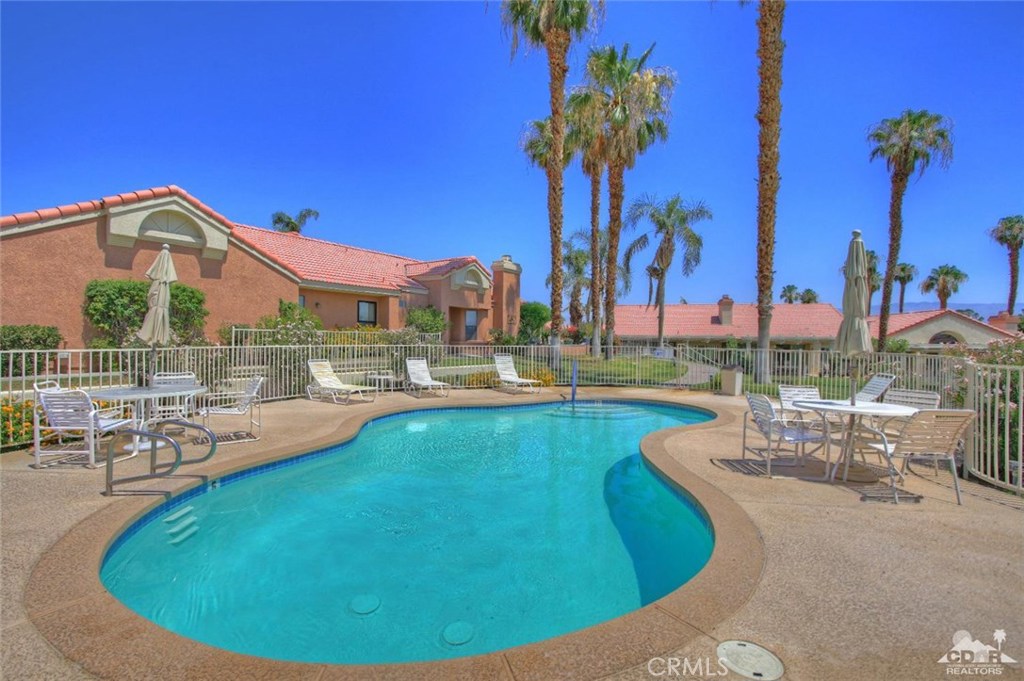 Oasis Country Club - Residential