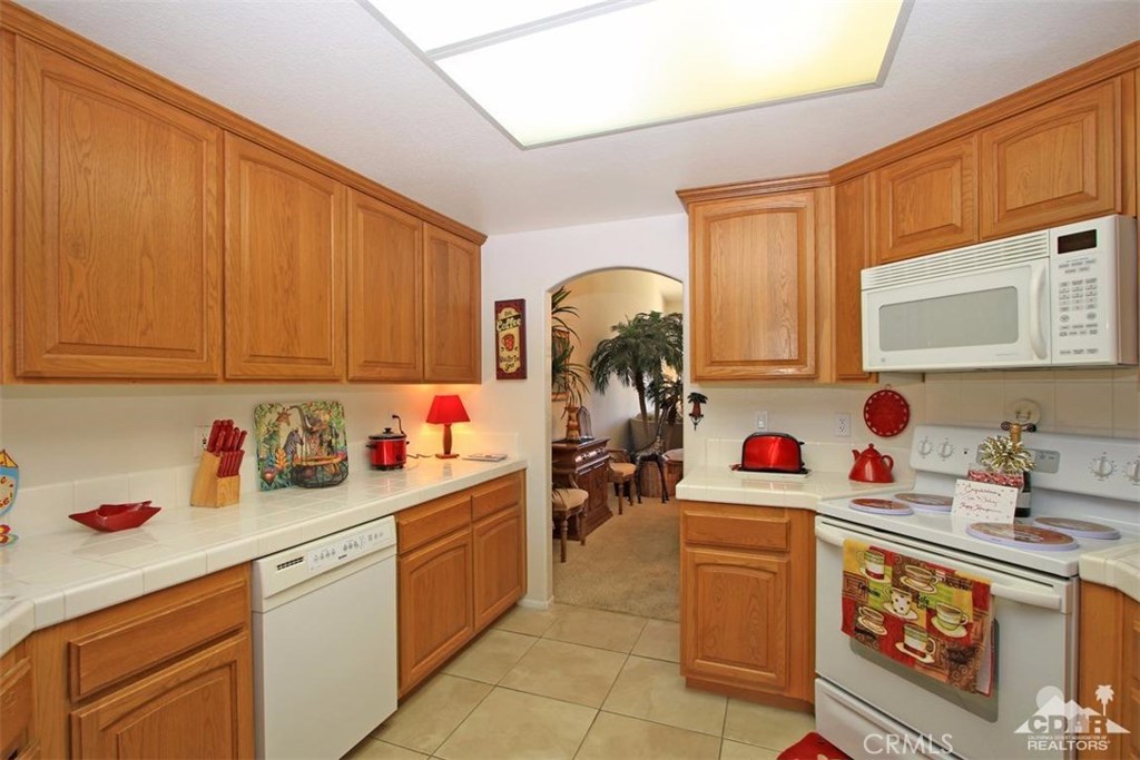 Oasis Country Club - Residential