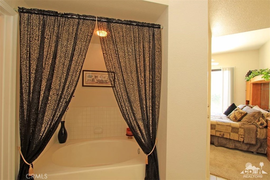 Oasis Country Club - Residential